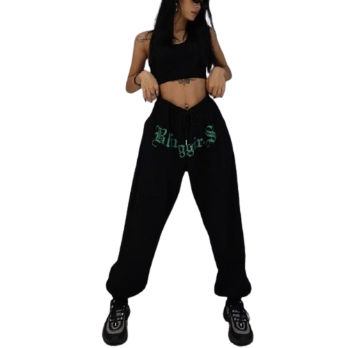 Nadměrné teplákové soupravy