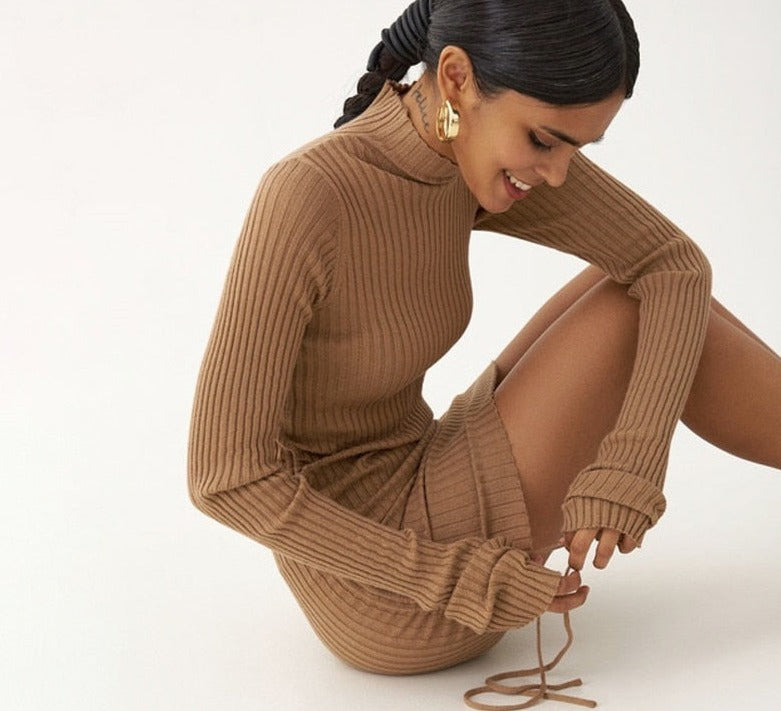Dress with long sleeves