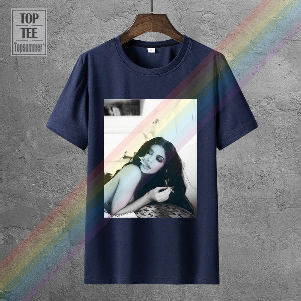 Kylie Jenner UNISEX t-shirt